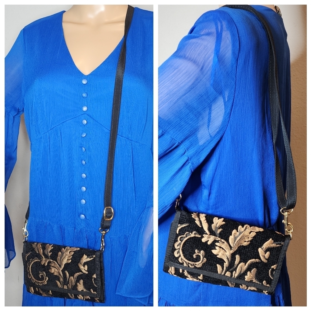 Danny K‎ Fabric Black Tan Gold Crossbody Bag Wallet. About 7.5"×4".